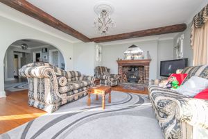 GUTTERIDGE HALL LANE- click for photo gallery